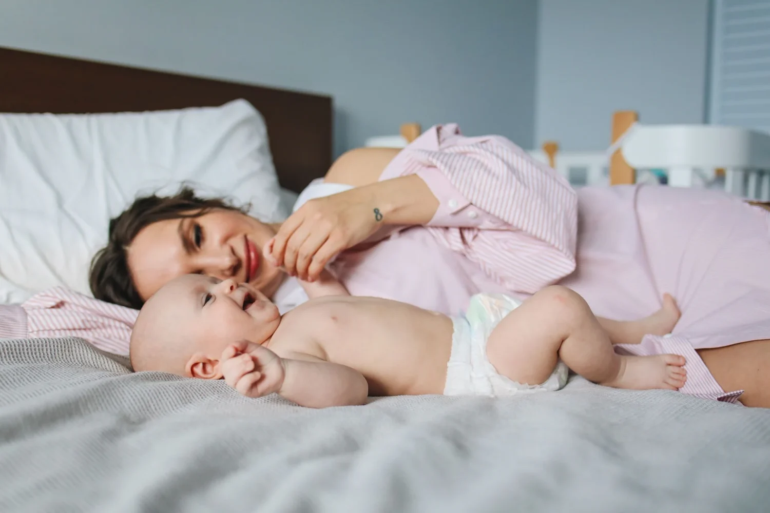 Premiers mois de maman : 8 conseils pour bien vivre le post-partum